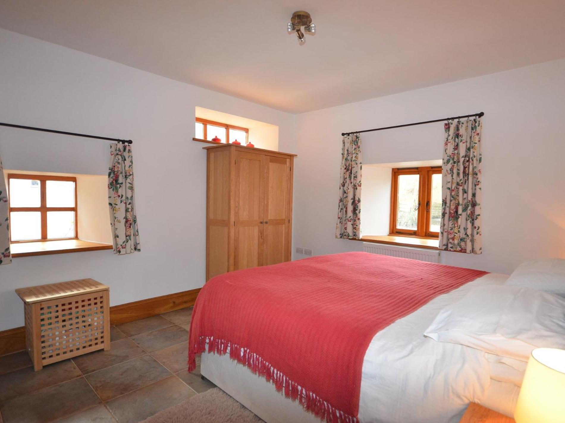 Villa 2 Bed In Bridgwater Rexba Spaxton Exterior foto